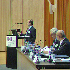 Konference o budocnosti regulace finančního trhu v ČNB (2004)